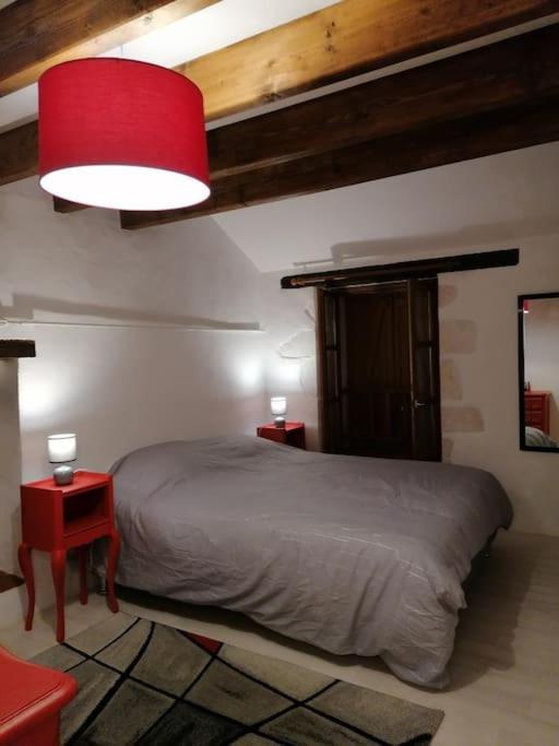 Le Blanc, Agreable Maison De Centre Ville Bagian luar foto